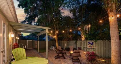 Charming 3BR/2BA Artisan Cottage, Heart of St. Augustine