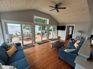 Smart TV, fireplace, DVD player, video library