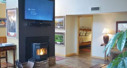 Sandia Heights Getaway_VIEWS, UPSCALE, 3BR
