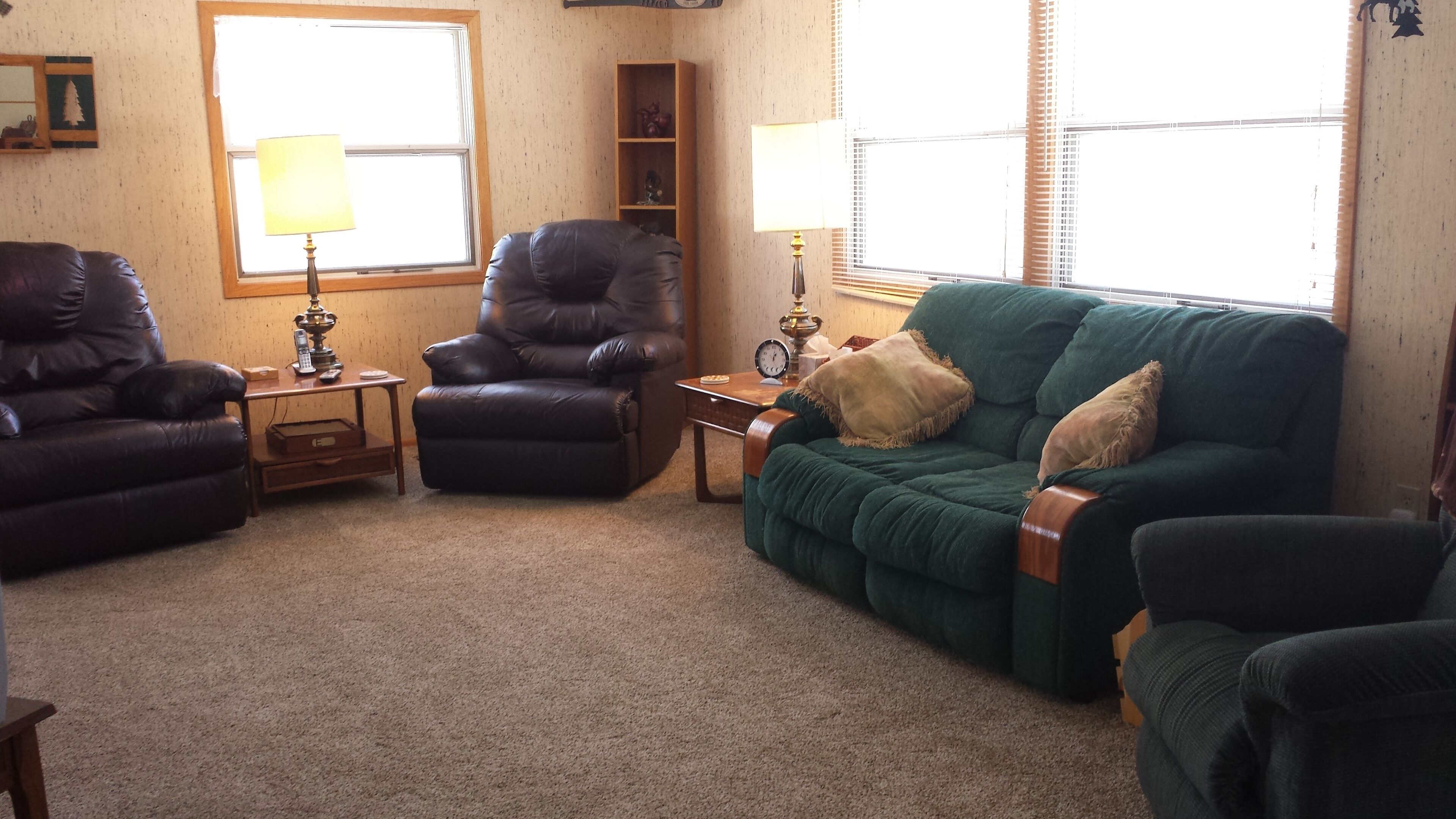 Welcome To The Nut House On Sunfish Lake! Come For The Relaxation Or Adventure!