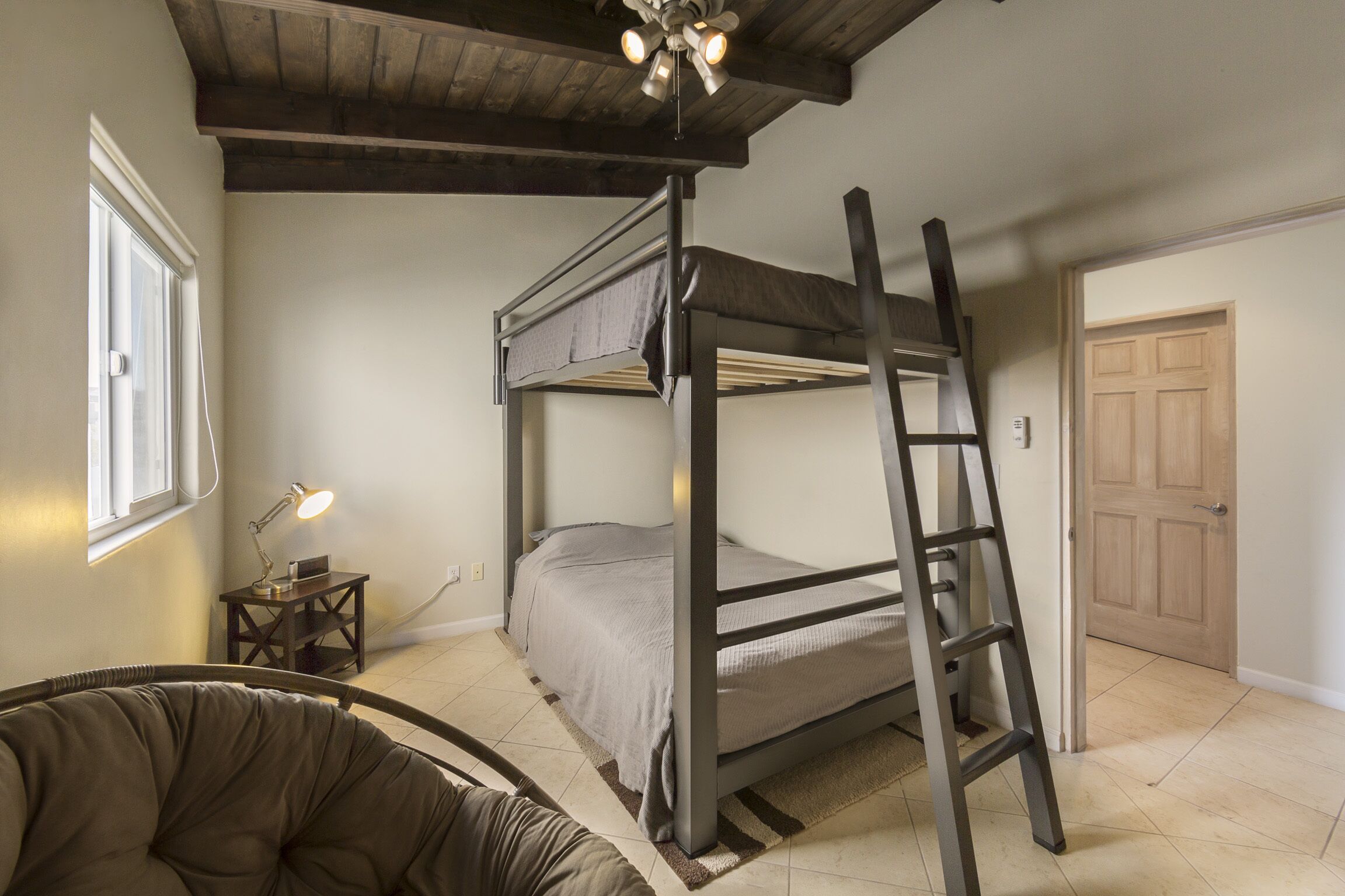 Stunning, spacious 6 BD/4.5 bath home on golf course with beautiful ocean views