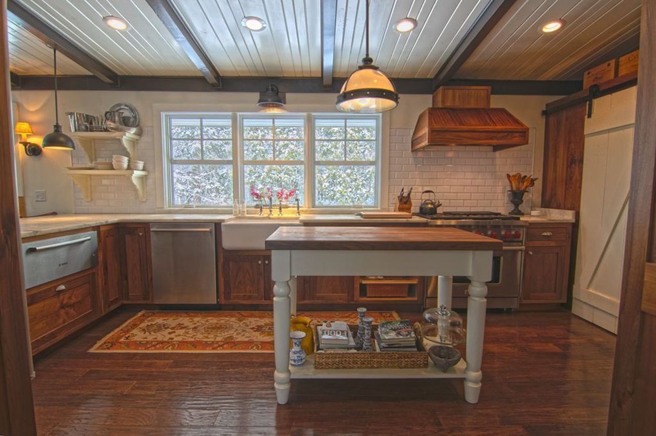 Newly Air- Conditioned Luxury Adirondack Living in Lake Placid Village