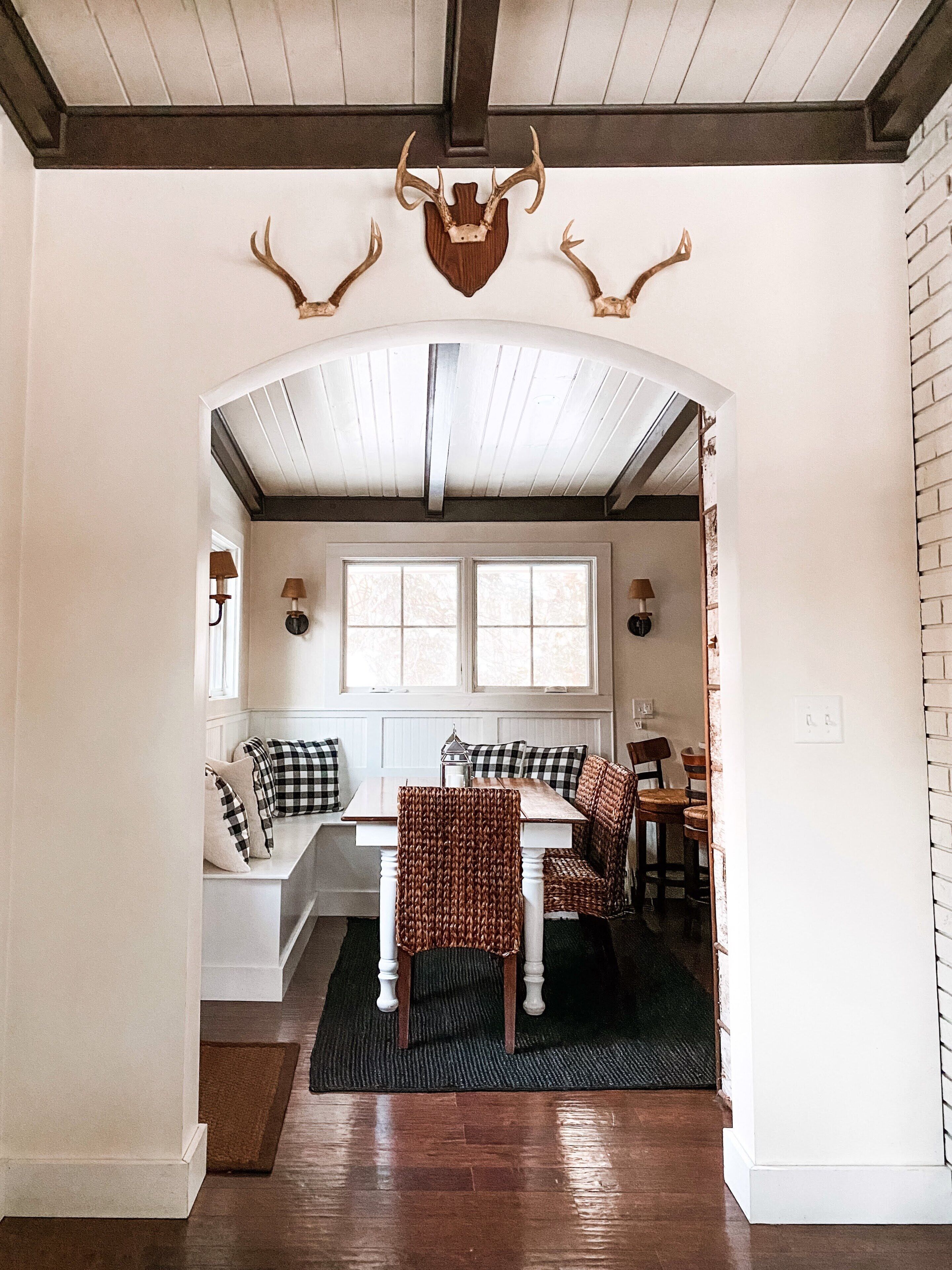 Newly Air- Conditioned Luxury Adirondack Living in Lake Placid Village