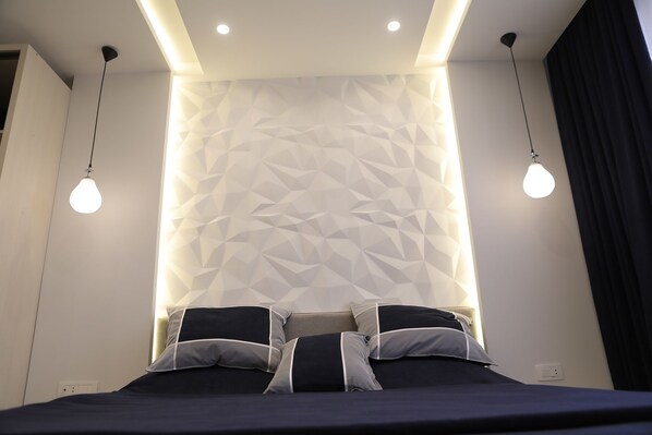 Double Room | Minibar, in-room safe, desk, blackout drapes - 4 Room Hotel (Yerevan)