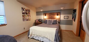 5 bedrooms, iron/ironing board, free WiFi, bed sheets