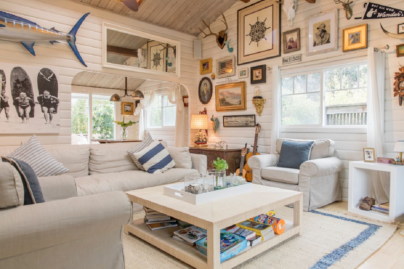 Charming 3 bdrm house, 100 yards from beach.  Best in town! Read the reviews!