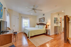 1 habitación, tabla de planchar con plancha, wifi gratis y ropa de cama 