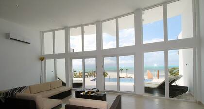 Unglaubliches Träumen LTD a. k.a Villa Ragazza Belize