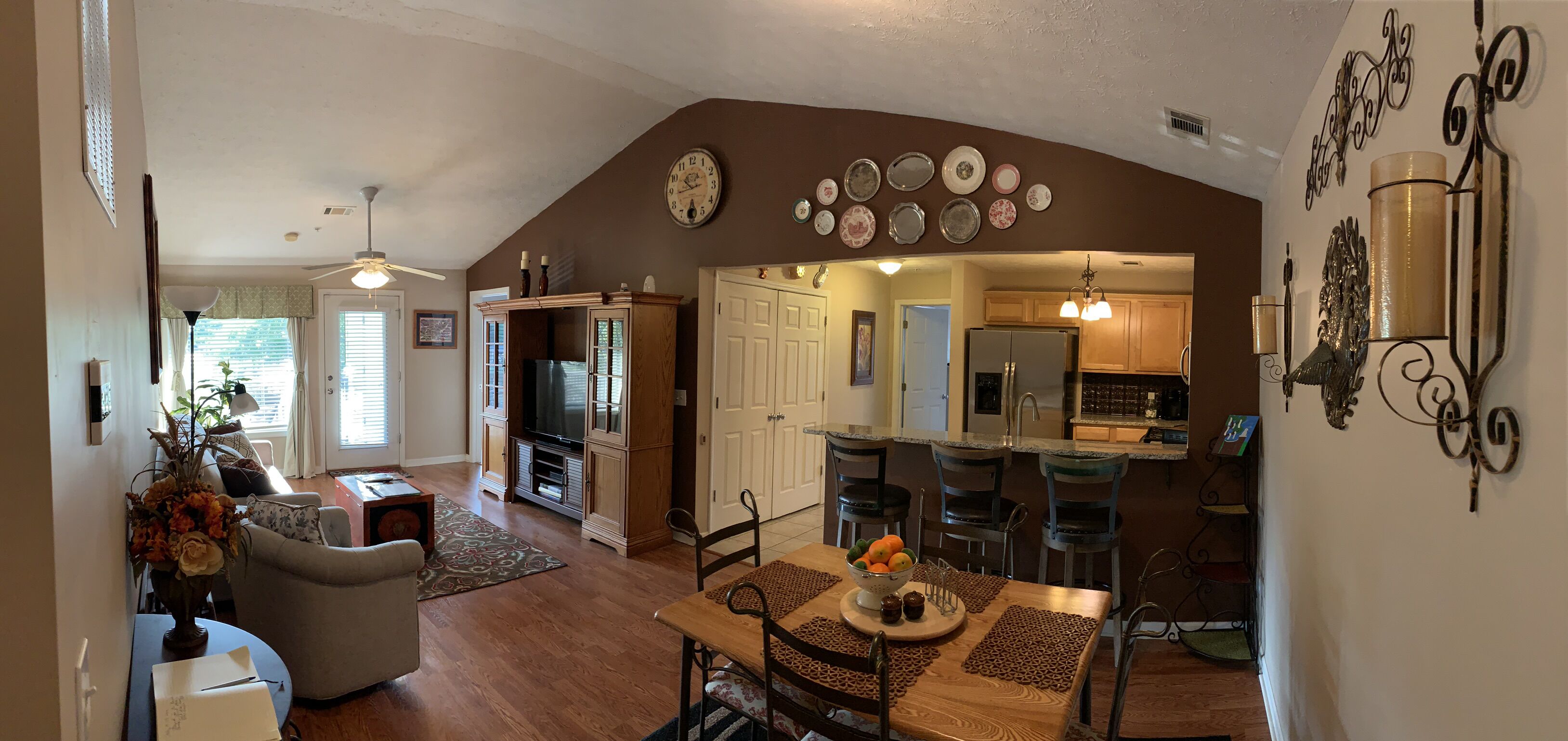 3 BR/3 BA In Auburn 1.5 Mile To Stadium *2023 GAMES AVAILABLE!!*