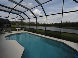 Piscine extérieure