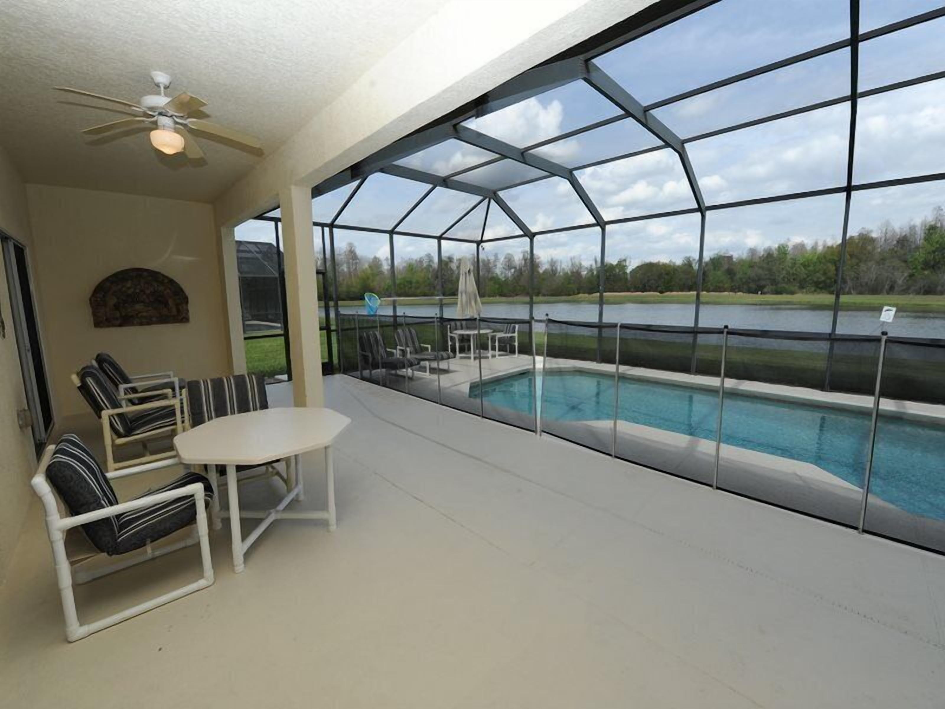 House | Terrace/patio