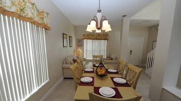 House | In-room dining