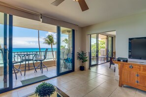 Interior - NOTHING BUT OCEAN VIEWS! Remodeled, AC, direct ocean front, large 2bd/2bth (Lahaina)