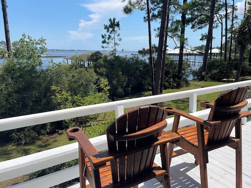 Osprey Guest Cottage Perdido Beach: no crowds traffic condominiums or elevators!