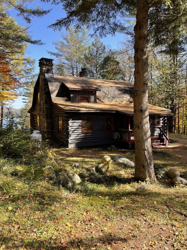Year round Log Cabin on 2 acres on Loon Lake. Minutes from Gore