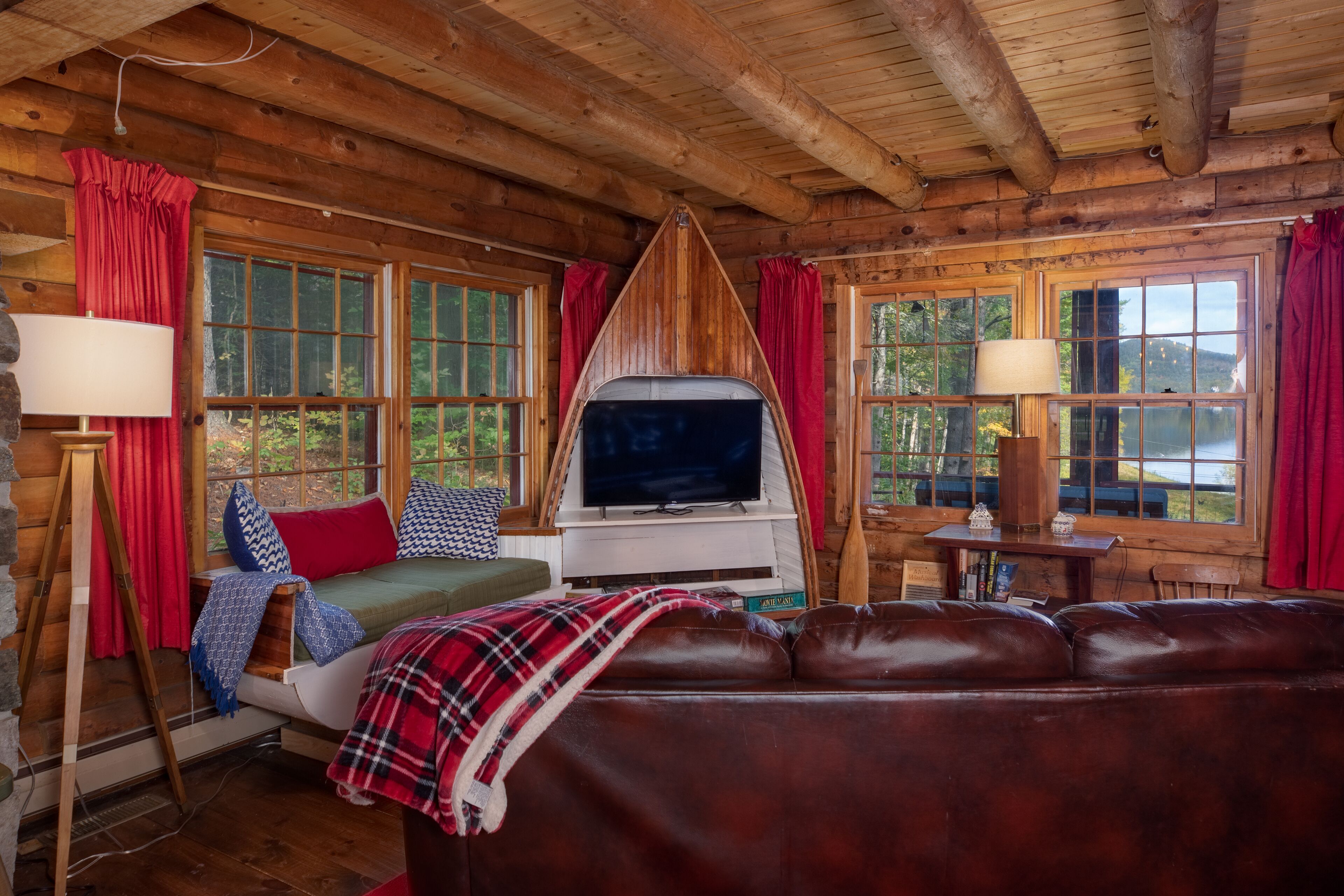 Year round Log Cabin on 2 acres on Loon Lake. Minutes from Gore