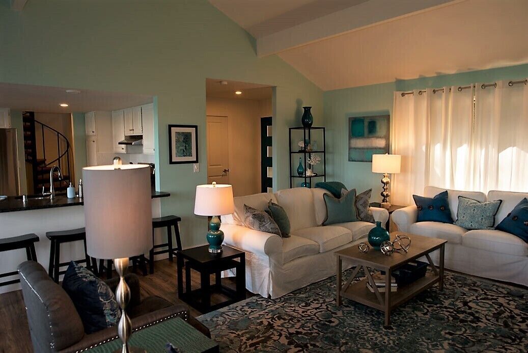 Waterfront Retreat w/Access to Swim Lake