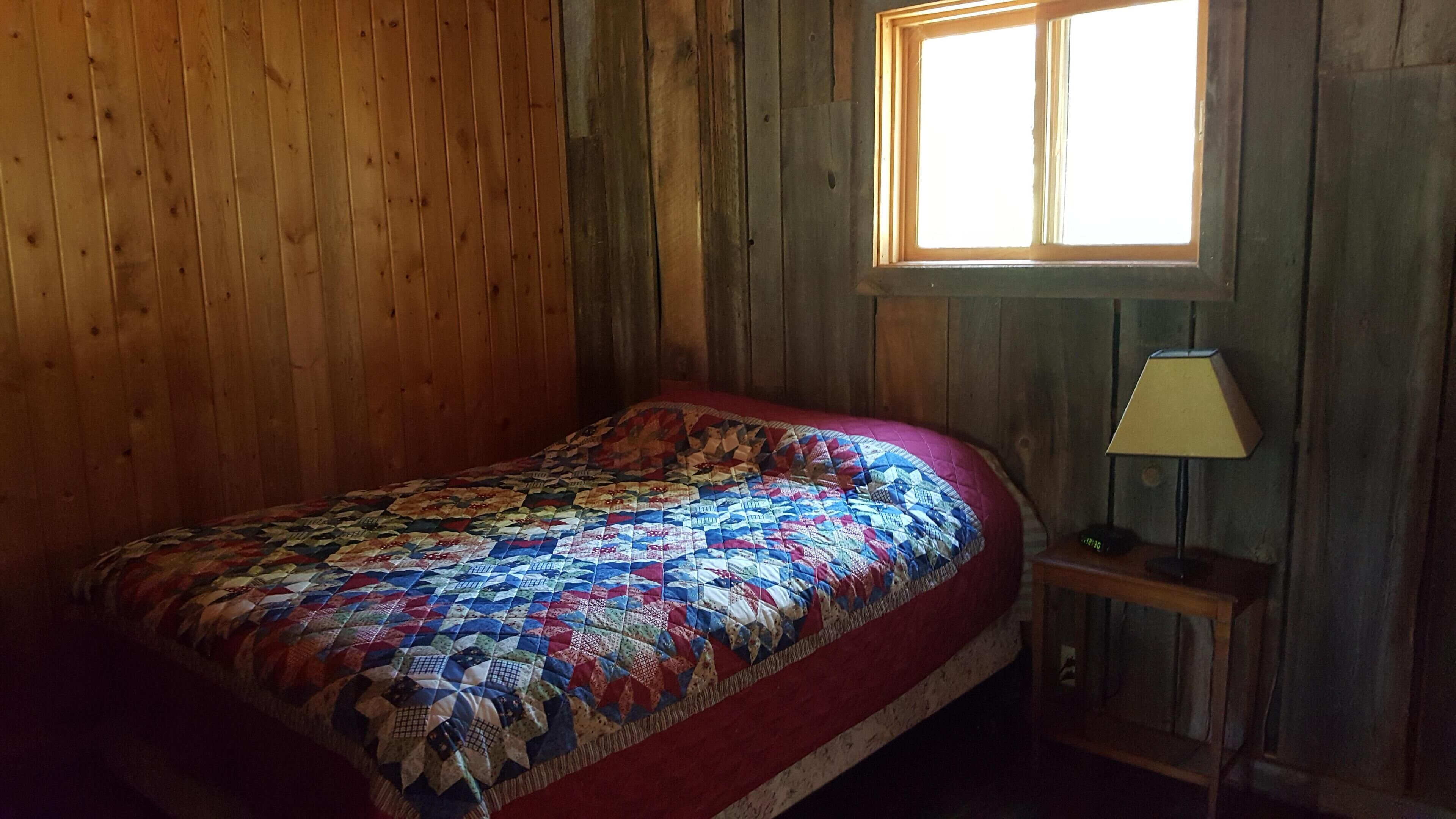 "Elk's Run"  Rustic Cabin Hidden Among The Pines At Falls Creek.