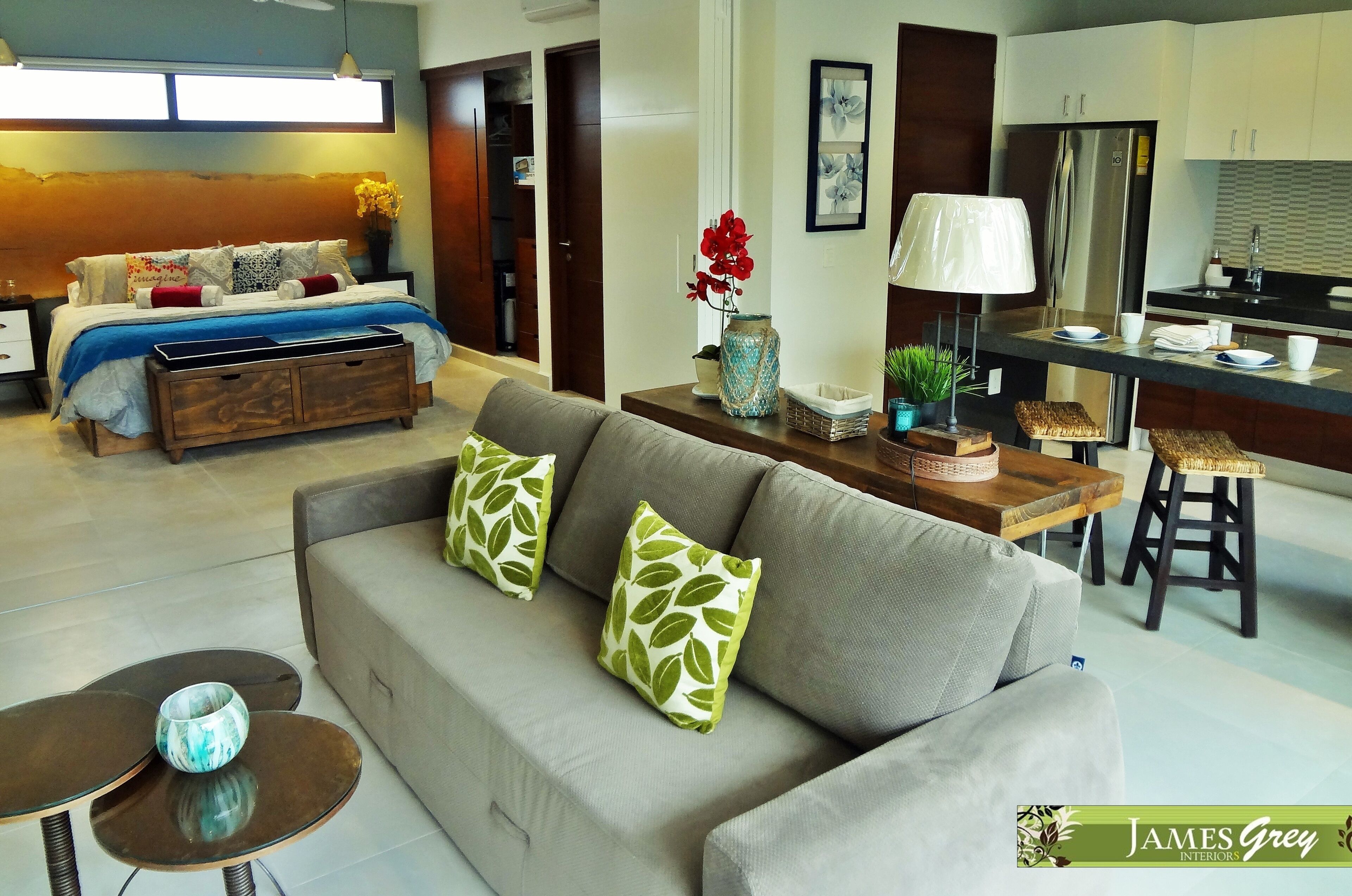 Amazing Tao loft overlooking the golf course.