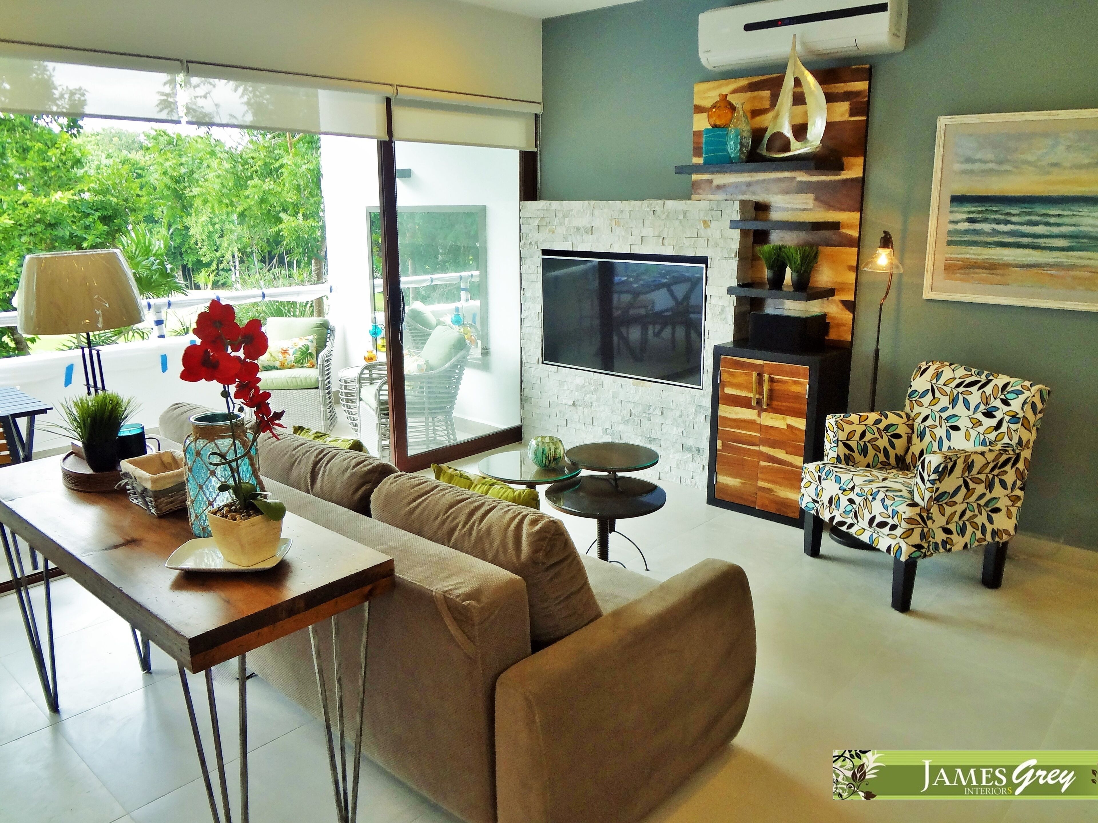 Amazing Tao loft overlooking the golf course.