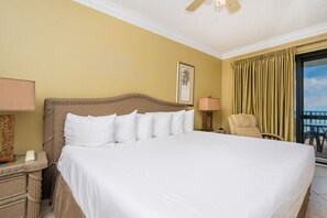 3 bedrooms, iron/ironing board, free WiFi, bed sheets - 2 Bedroom Sleeps 8! Phoenix VI 61509 (Orange Beach)