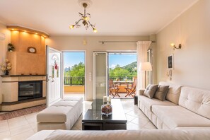 Living room - Dimitra's Apartment (Corfu)