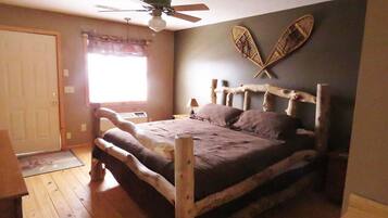 8 bedrooms, iron/ironing board, WiFi, bed sheets