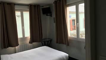 Comfort Double Room | Individually decorated, individually furnished, desk, soundproofing