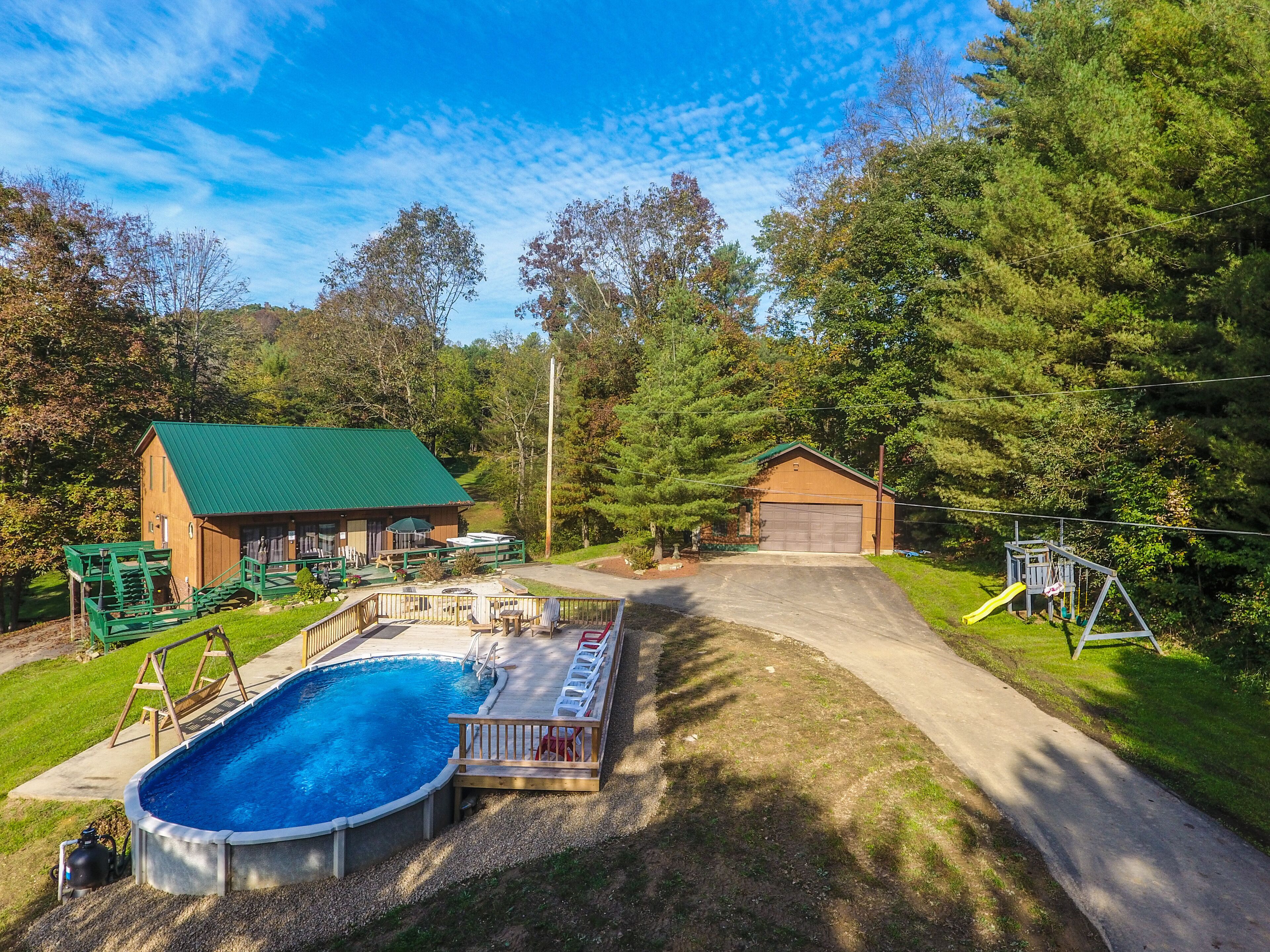 Pines Lodge at Sand Run Lake in WNF, Hocking Hills