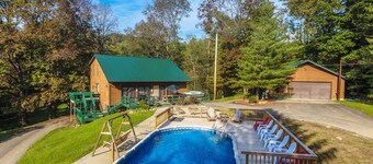 Pines Lodge at Sand Run Lake in WNF, Hocking Hills