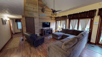 Smart TV, fireplace, DVD player, books