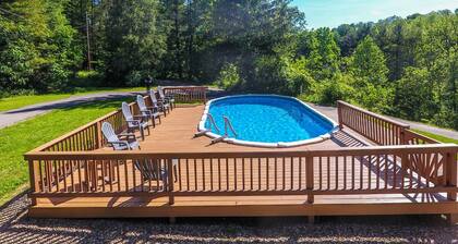 Pines Lodge at Sand Run Lake in WNF, Hocking Hills