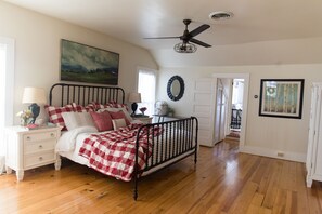 5 Schlafzimmer, Bügeleisen/Bügelbrett, Reisekinderbett, kostenloses WLAN