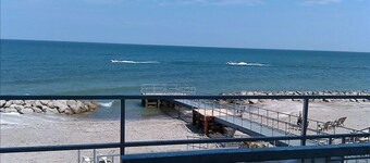 MEERKANT CONDO # 111 * 3BR / 2 BA SLAAP 6 $ 200 weeknachten juli / aug.