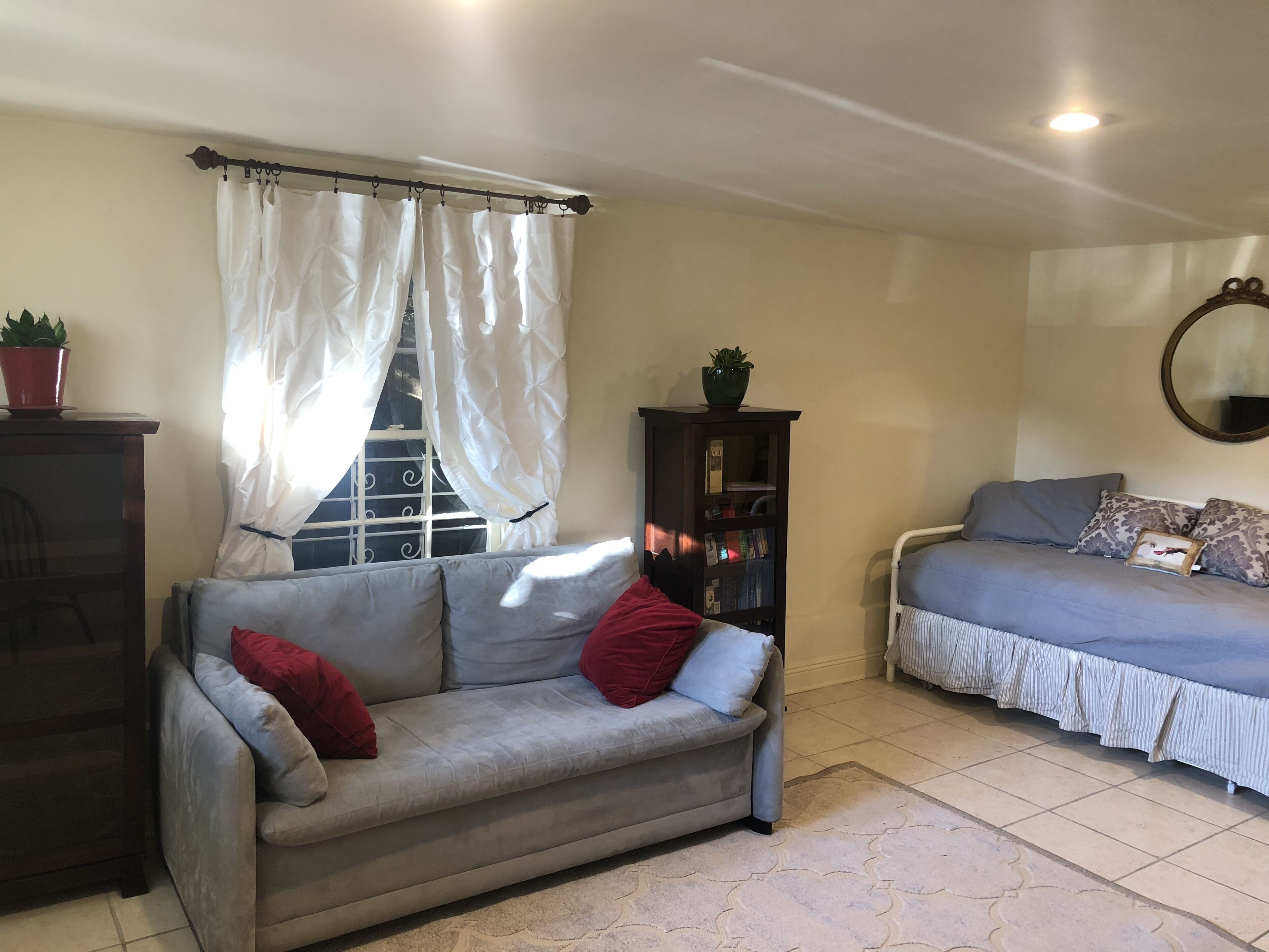 Cozy, Private Apt one mile from Tulane University