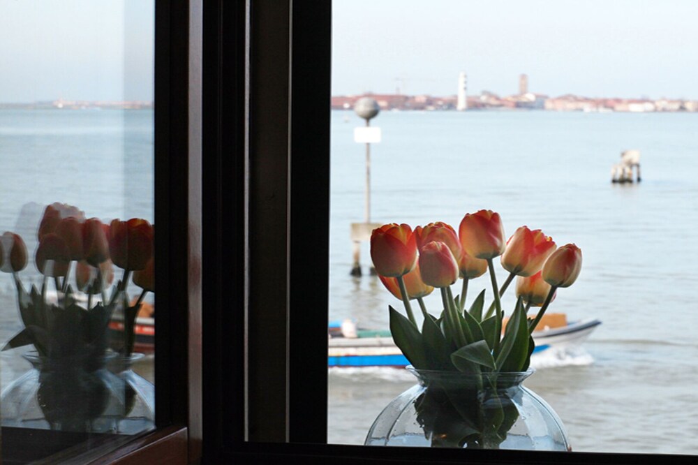 Apartment in Venice with a Beautiful View Laguna - Castello n. 2751 Venezia