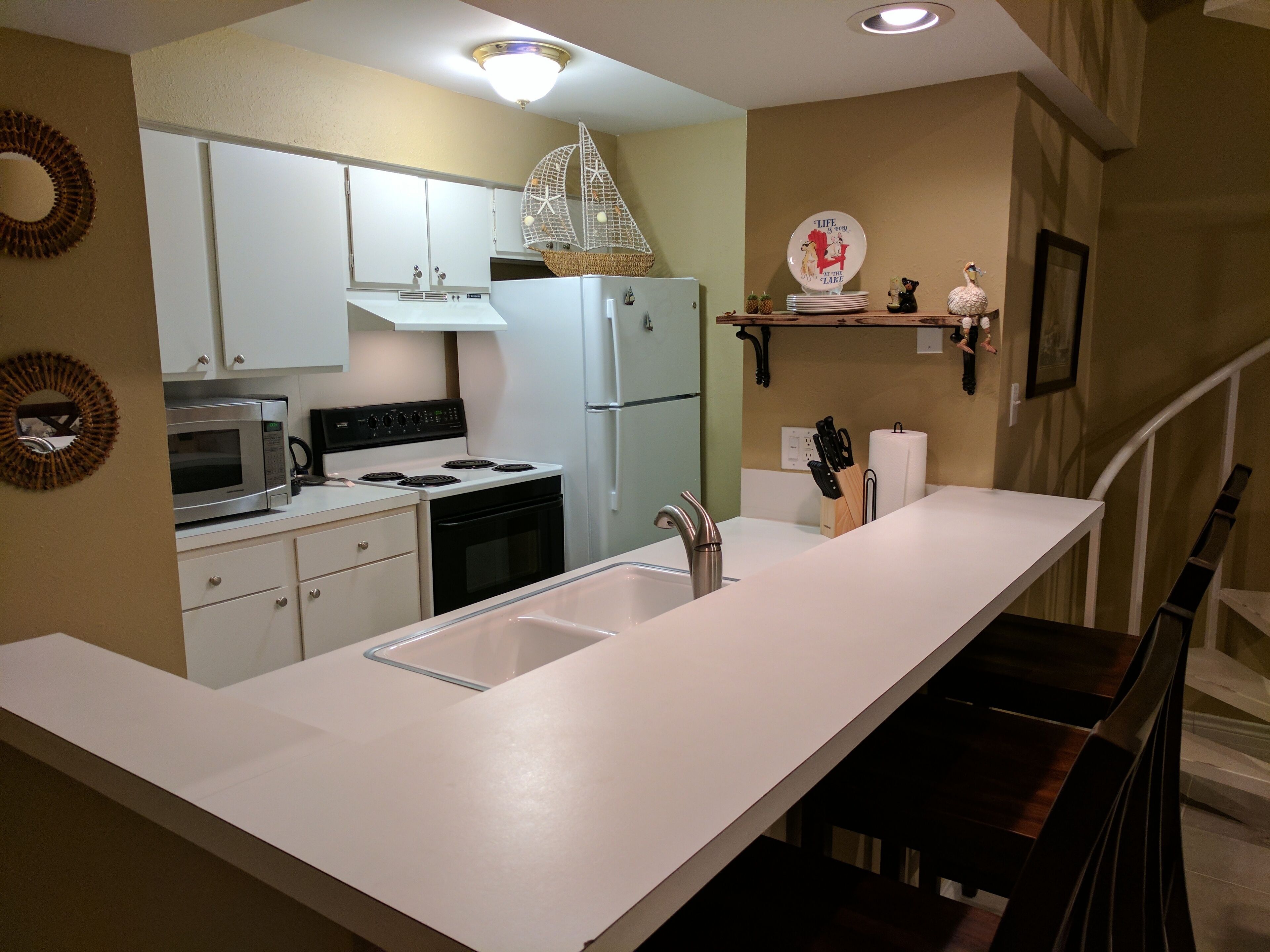 Beautiful Waterfront Condo in Walden on Lake Conroe