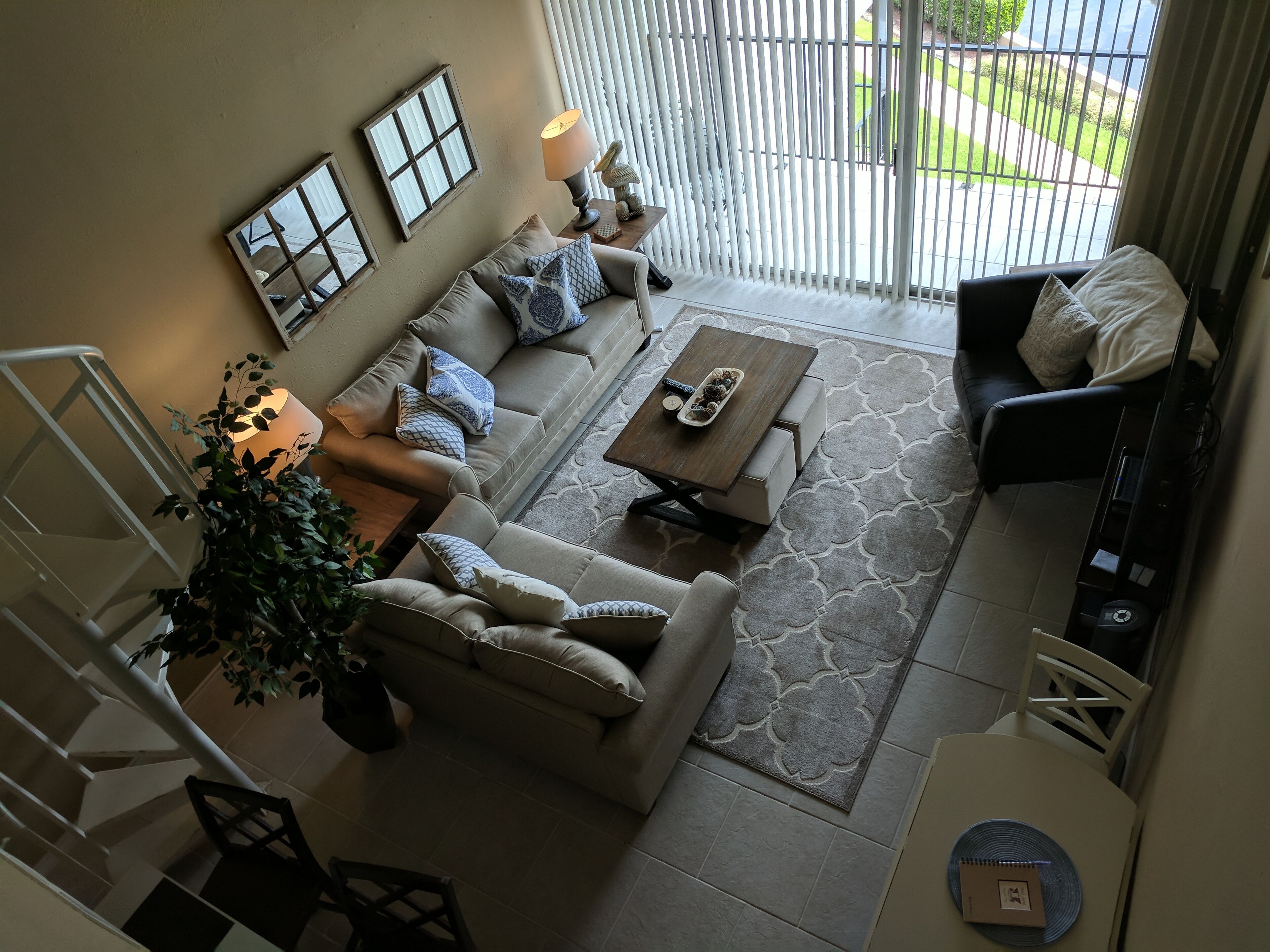 Beautiful Waterfront Condo in Walden on Lake Conroe