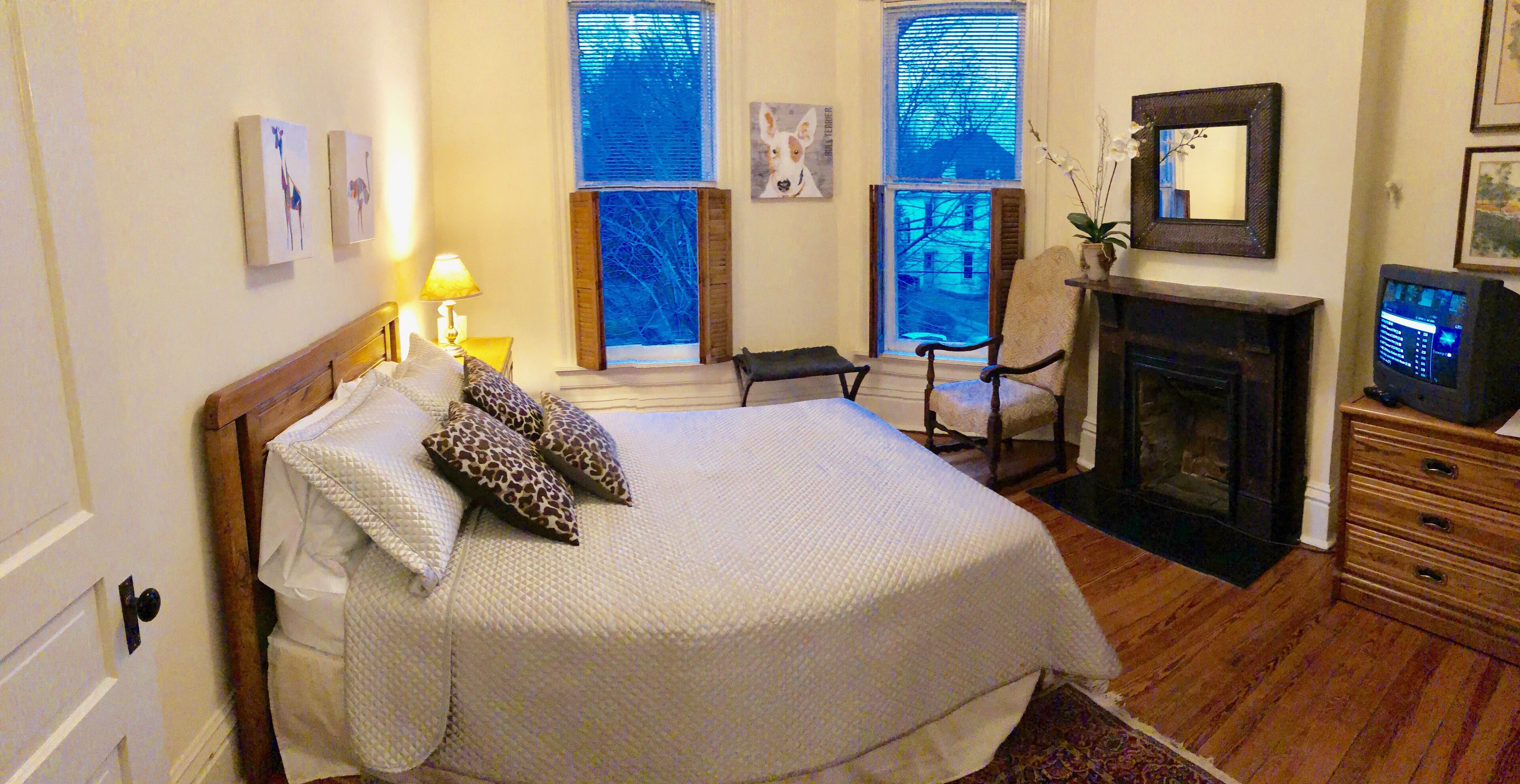 3 Schlafzimmer, Zimmersafe, Schreibtisch, Bügeleisen/Bügelbrett