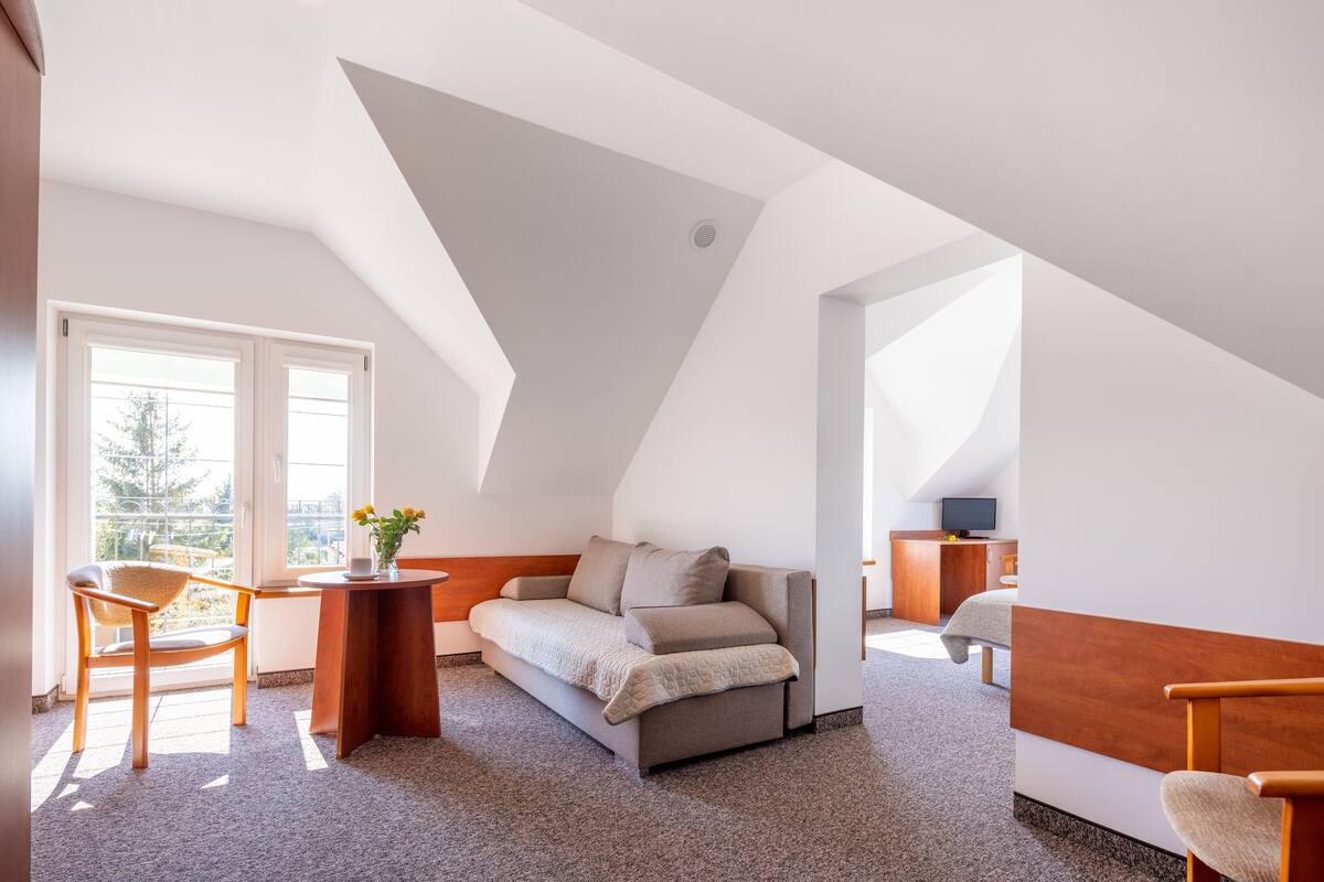 1 bedroom, desk, free WiFi