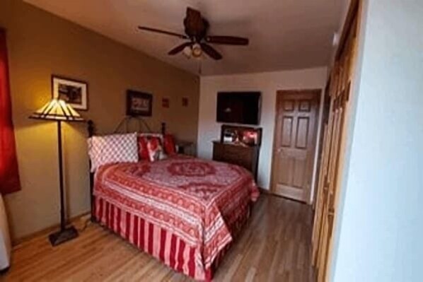 4 soverom, wi-fi og sengetøy