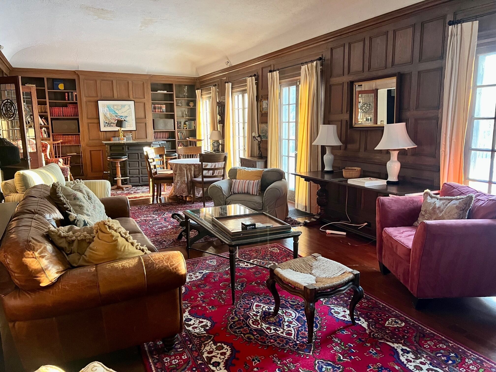 Elegant Italian Villa On The Scenic Coast of New England