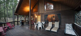 (24) Wawona Cabin at The Redwoods In Yosemite