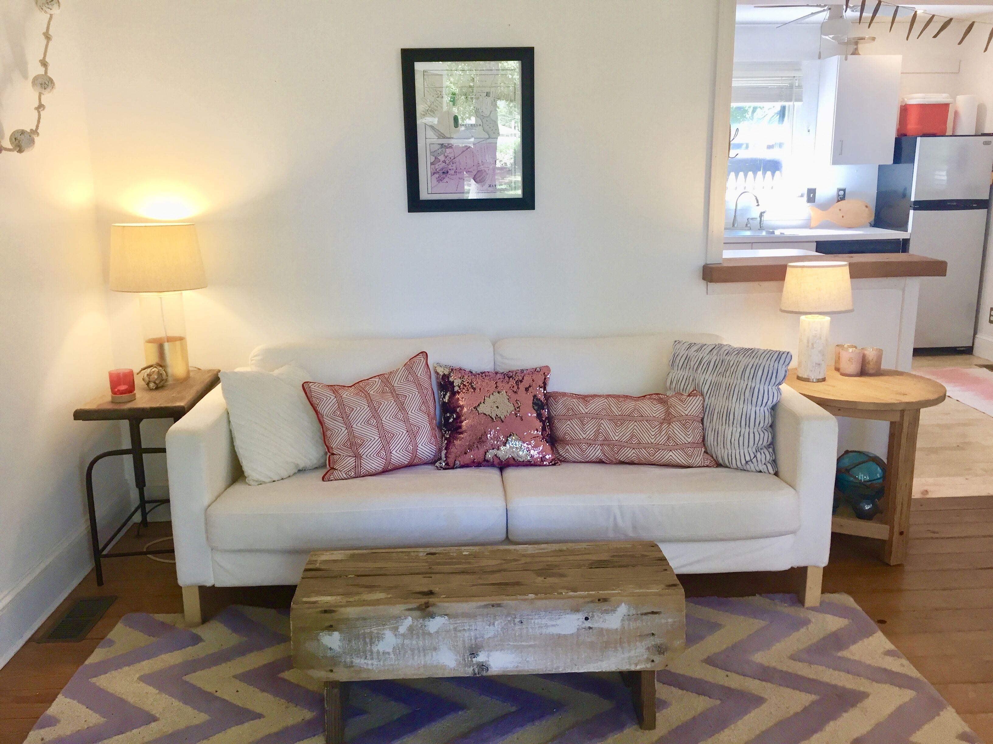 Southold cottage with Private Beach Rights ~ Walk to Kayak & Paddle Board 