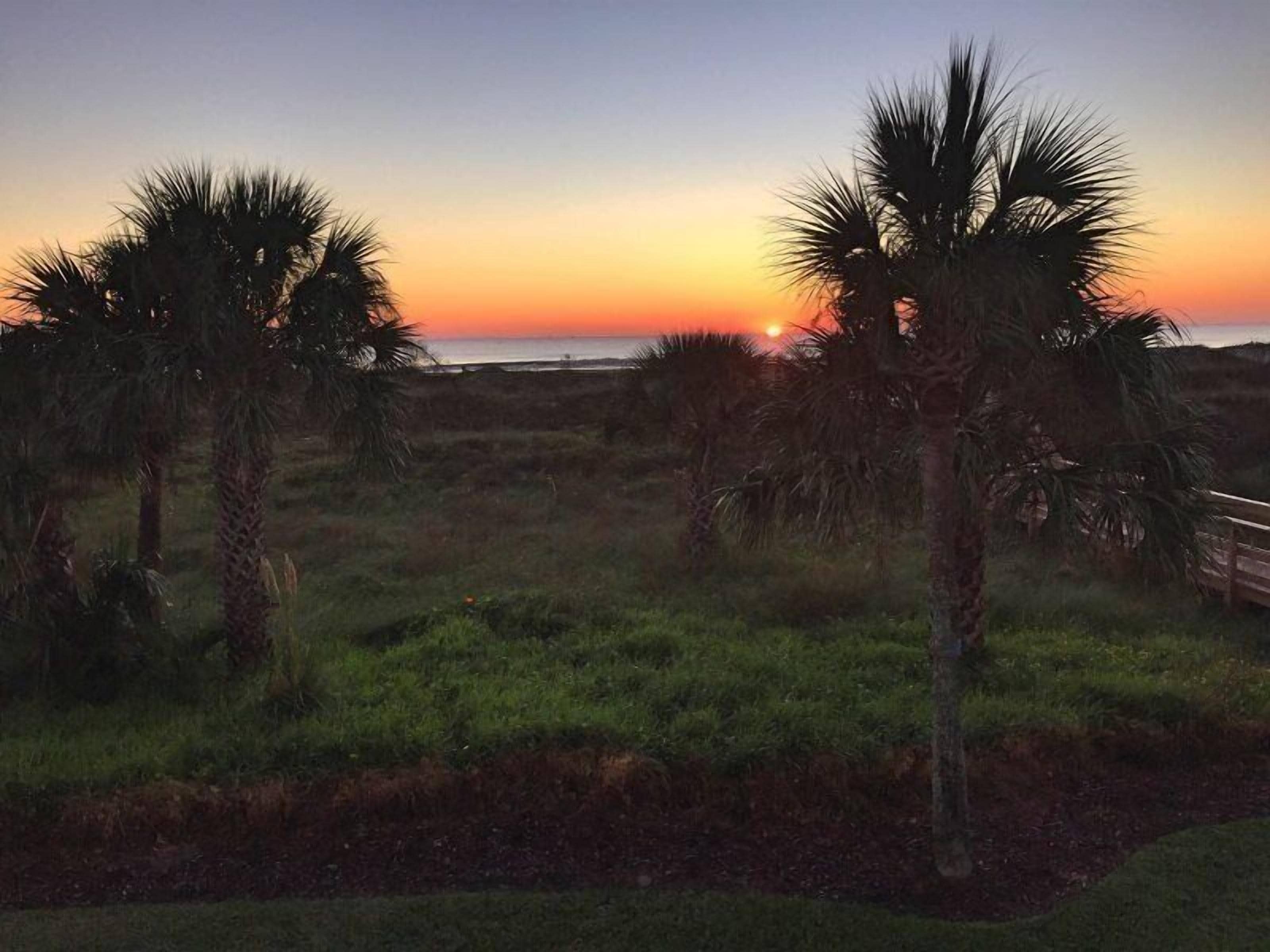 Ponce Landing 7 - Oceanfront Townhome - Heated Pool