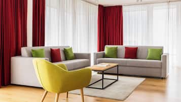 Apartamento familiar, 3 habitaciones | Ropa de cama hipoalergénica y caja fuerte