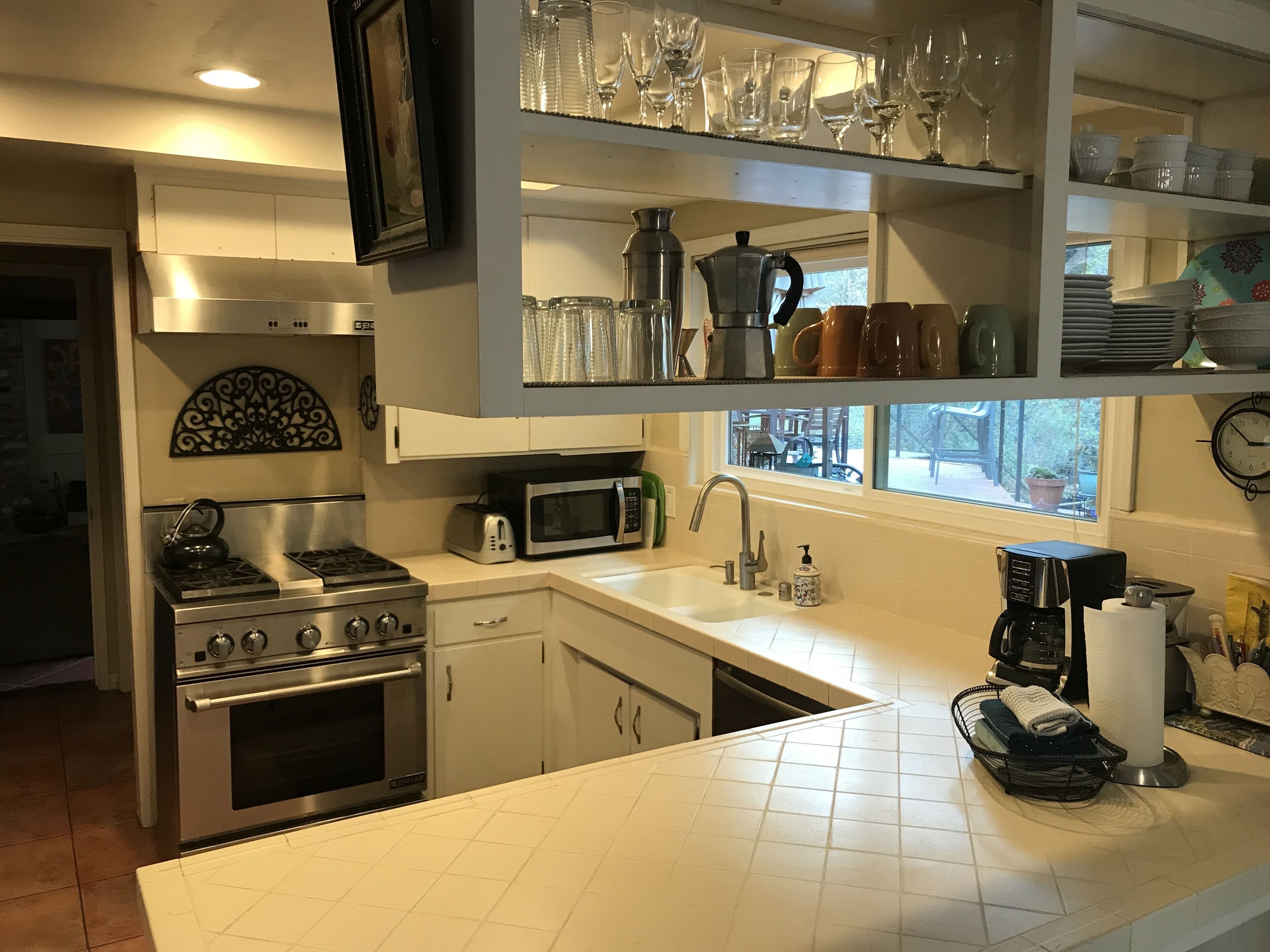 Riverfront Home with Large Deck on South Fork of Kaweah River