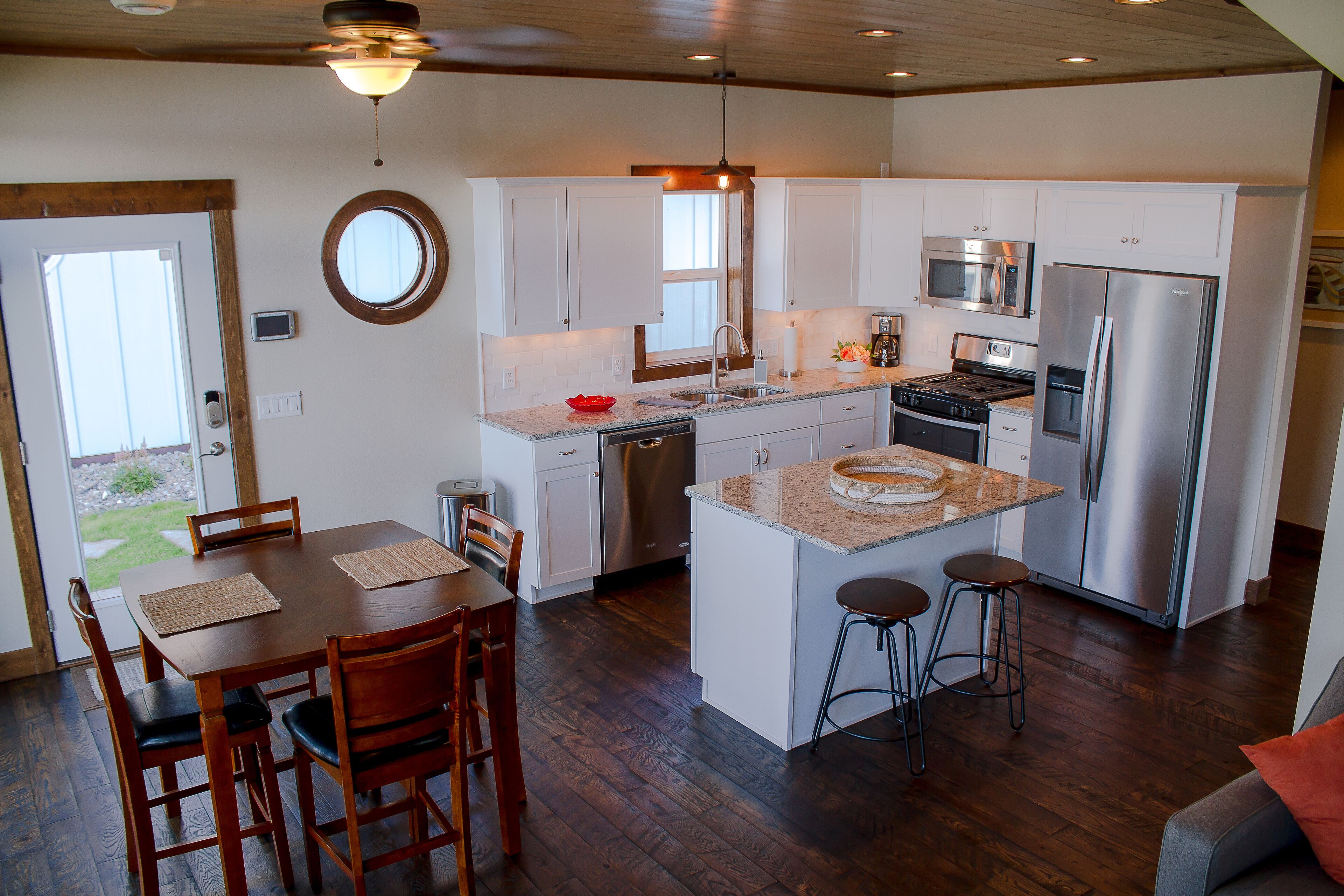 Newer Construction-Gull Lake Cottage On Squaw Point - 1 Of 2 - West Cottage