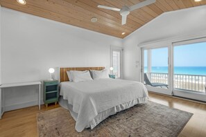 5 bedrooms, iron/ironing board, free WiFi, bed sheets - Sea La Vie | 🌅 Spacious Gulf-Front Home with Balcony Views + Steps to Sand (Navarre)