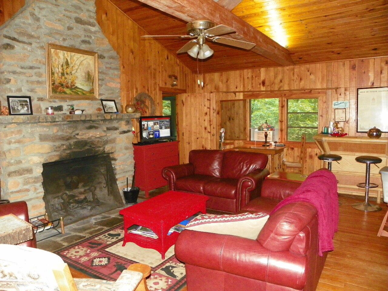 1950's Cabin On Cane Creek Above The Falls